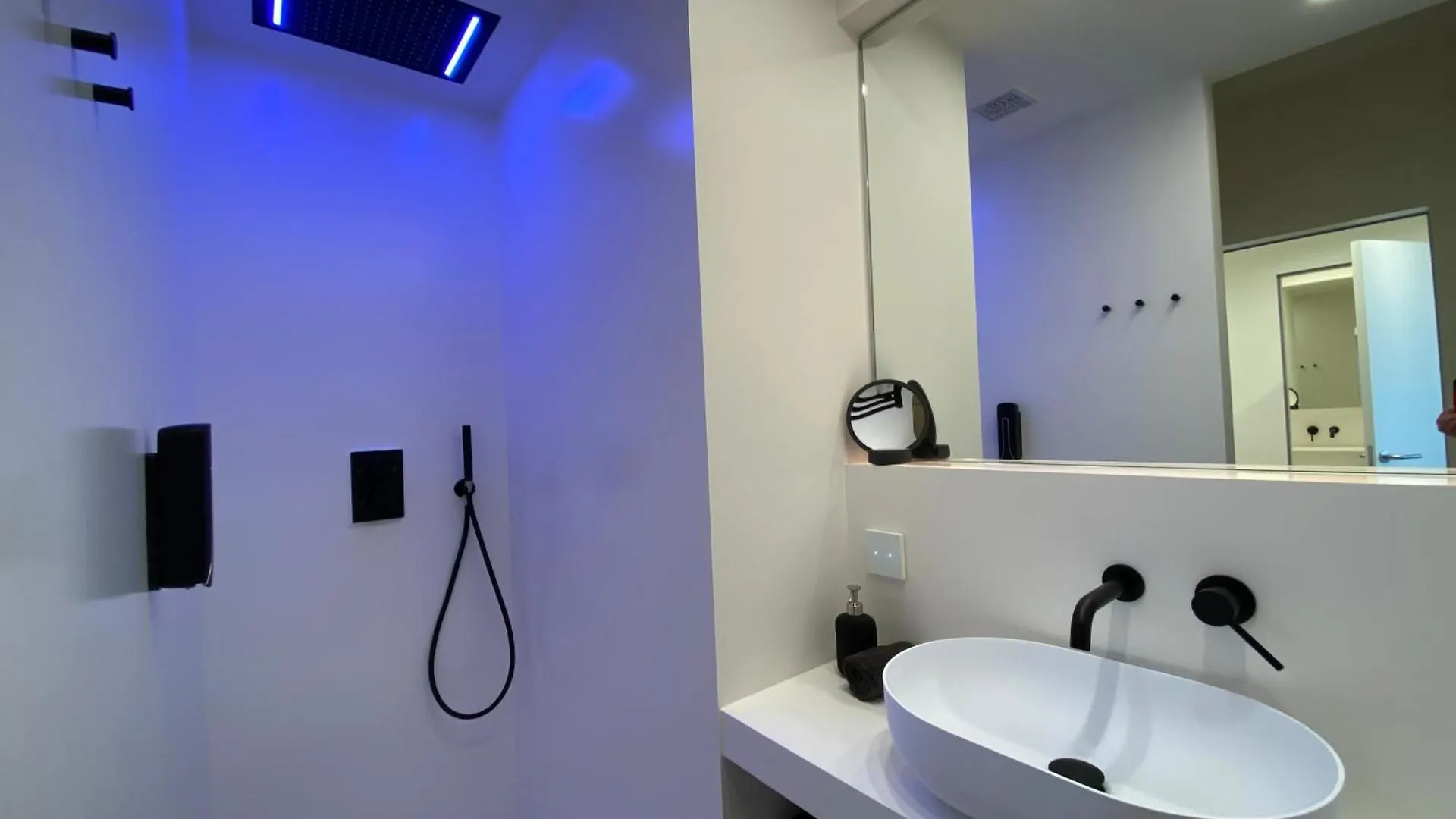 DE HORLOGE luxueus vakantie appartement Oostende 0*,